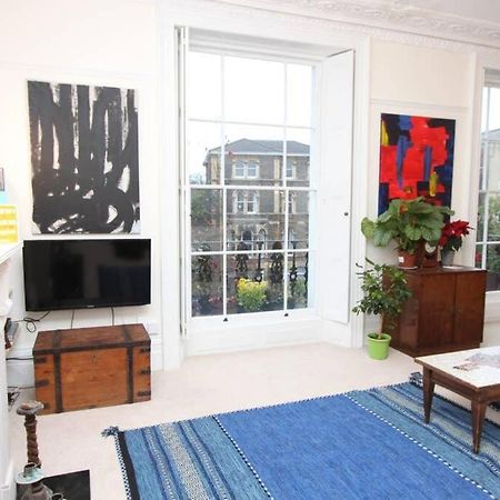 בריסטול Stunning Arty Apartment In The Heart Of Clifton מראה חיצוני תמונה