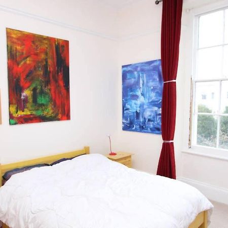 בריסטול Stunning Arty Apartment In The Heart Of Clifton מראה חיצוני תמונה