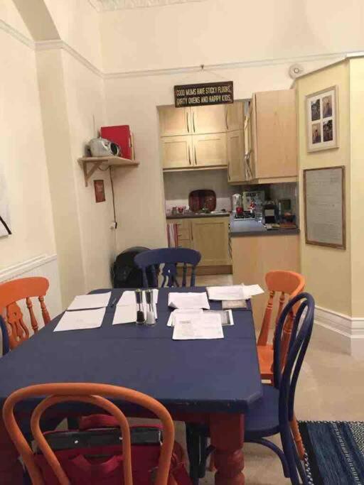 בריסטול Stunning Arty Apartment In The Heart Of Clifton מראה חיצוני תמונה