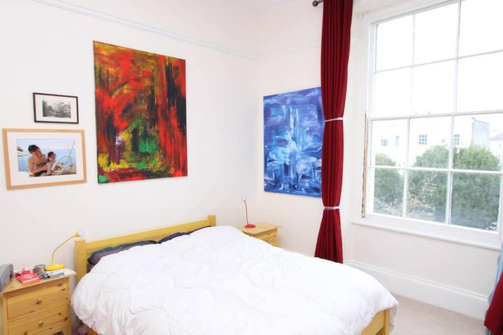 בריסטול Stunning Arty Apartment In The Heart Of Clifton מראה חיצוני תמונה