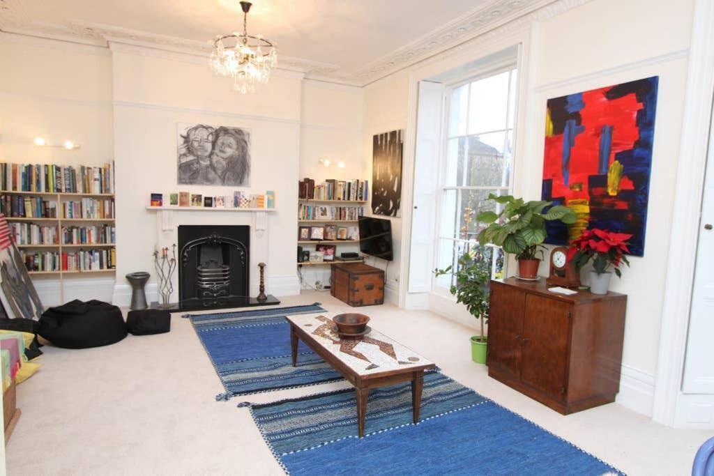 בריסטול Stunning Arty Apartment In The Heart Of Clifton מראה חיצוני תמונה